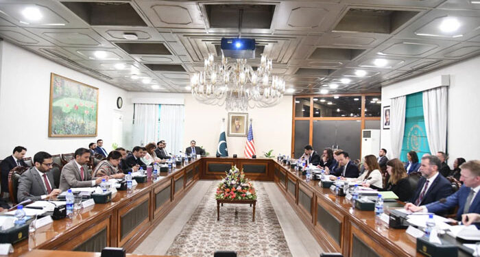 انسداد دہشتگردی ڈائیلاگ: امریکا دہشتگردی کو قابو کرنے میں پاکستان کی کامیابیوں کا معترف، ملکر کام کرنے کا عزم