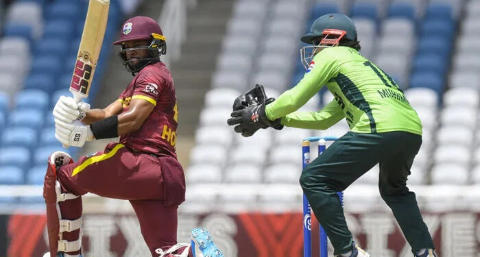 ویسٹ انڈیز نے تیسرے ون ڈے میں شکست دیکر پاکستان کیخلاف 34 سال بعد سیریز جیت لی