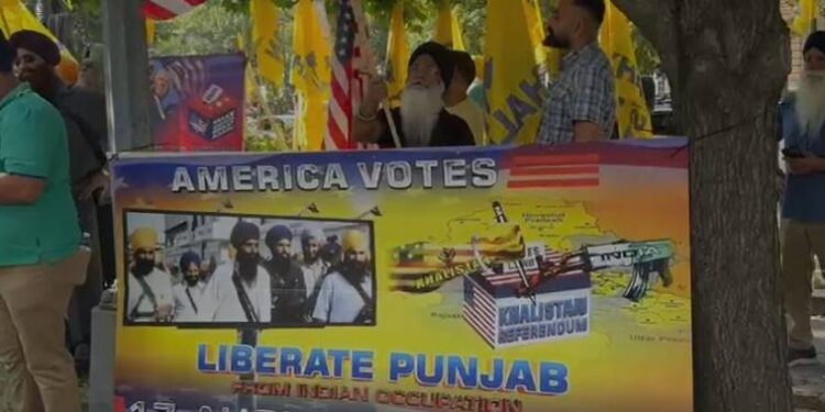 واشنگٹن میں بھارتی یوم آزادی پر سکھوں کا شدید احتجاج، بھارت مخالف نعرے لگائے گئے