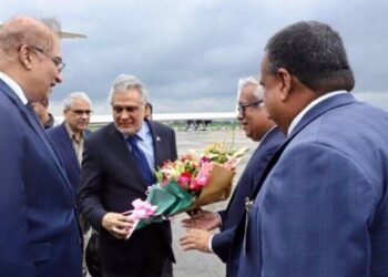 ڈپٹی وزیر اعظم اسحاق ڈار کا دورہ ڈھاکا:پاکستان اور بنگلہ دیش کے تعلقات میں نئی پیش رفت