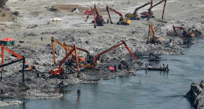 خیبر پختونخوا: سونے کے بلاکس کی نیلامی میں کھربوں کی بےضابطگیوں پر تحقیقات کا حکم