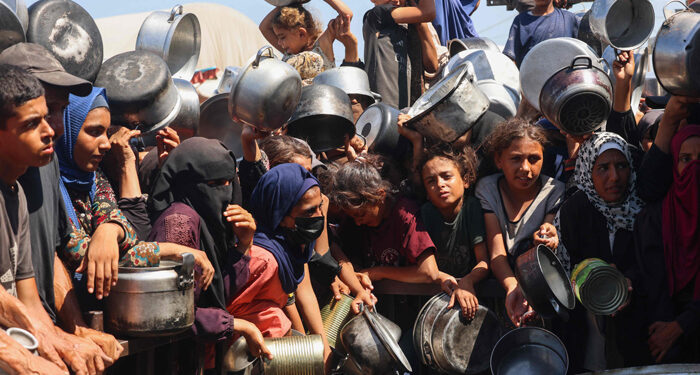 غزہ میں بھوک کی شدت سے مزید 10 فلسطینی شہید، غذائی قلت سے اموات کی تعداد 313 ہوگئی