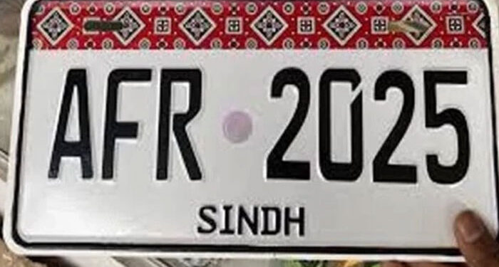 سندھ: گاڑیوں کی رجسٹریشن شناختی کارڈ پر ہوگی، نمبر پلیٹ دوبارہ قابل استعمال ہوگی