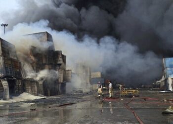 ایران میں تیل کے ڈپو میں آگ بھڑک اٹھی