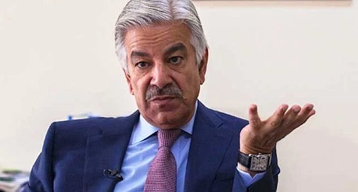 جہاں جیت کا یقین، وہاں مقابلہ اور جہاں ہار یقینی وہاں بائیکاٹ، خواجہ آصف کی پی ٹی آئی پر تنقید