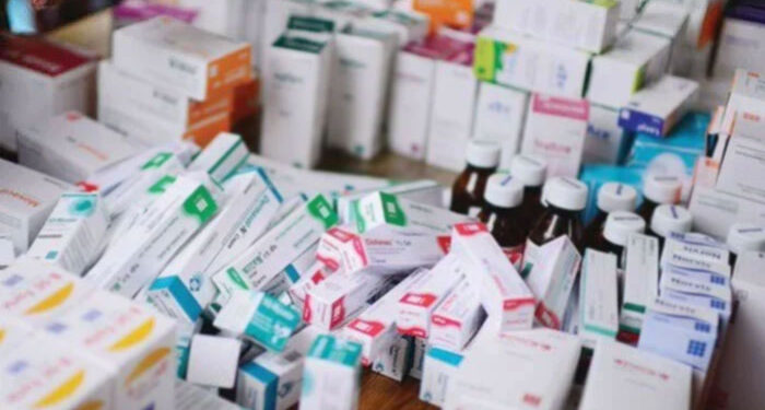 برانڈڈ اور نان برانڈڈ دواؤں کی قیمتوں میں بڑا فرق، قومی خزانے اور عوام کو اربوں روپے کا نقصان