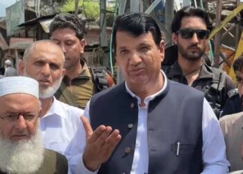 امیر مقام کا شانگلہ کے سیلاب زدہ علاقوں کا دورہ، وفاقی حکومت کے تعاون کی یقین دہانی کرائی