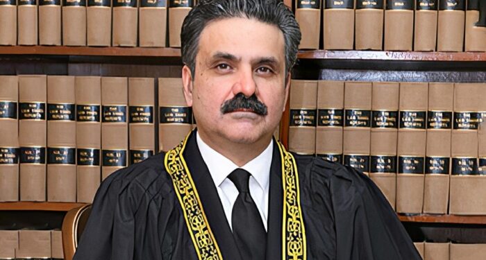 ثابت قدم رہیں کہ کوئی بھی قانون سے بالاتر نہیں، چیف جسٹس کا جشن آزادی پر پیغام