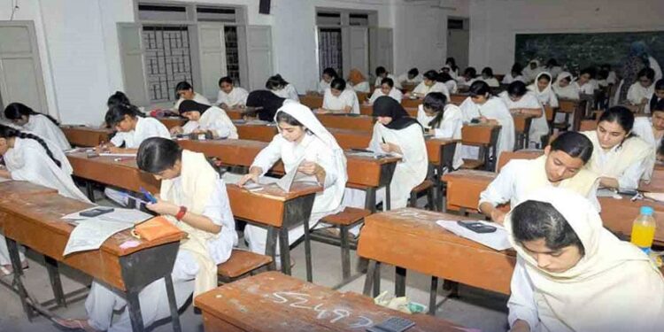 ایبٹ آباد بورڈ نے ایف اے،ایف ایس سی کے نتائج کا اعلان کردیا