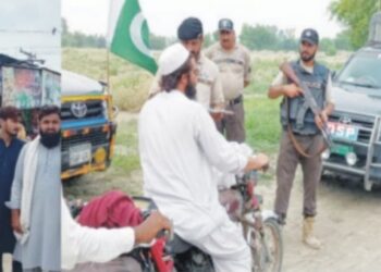 ٹریفک قوانین کی خلاف ورزی پر کریک ڈاؤن، آگاہی مہم کا آغاز