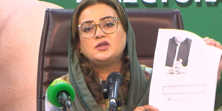 قوم کل یوم استحصال کشمیر منائے گی، فسادی ملک کیخلاف گوریلا جنگ لڑیں گے: عظمیٰ بخاری