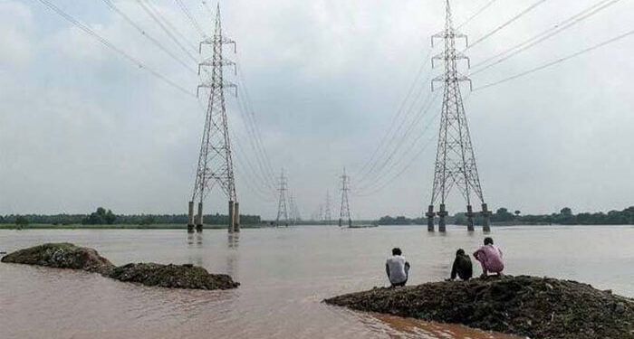 پنجاب اور کے پی کے سیلاب متاثرہ علاقوں میں بجلی کی بحالی سے متعلق رپورٹ جاری