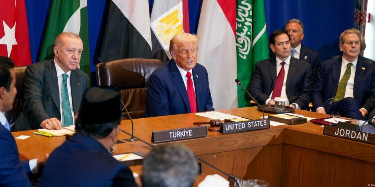 مسلم رہنماؤں سے ملاقات کامیاب رہی: ٹرمپ کی اسلامی مملکت کے سربراہان سے ملاقات کے بعد گفتگو