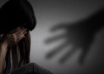 سرگودھا :جعلی عامل نے لڑکی سے جن نکالنے کے 30 لاکھ بٹور لیے، نازیبا ویڈیو بھی بنالی