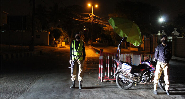 کراچی: کریم آباد میں ڈاکو سنار سے ایک کروڑ 20 لاکھ روپے لوٹ کر فرار