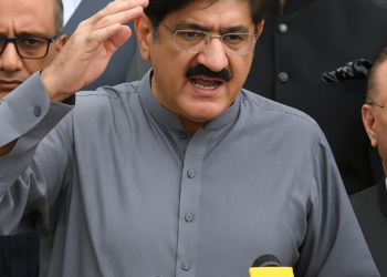 کوتاہیاں ہوتی ہیں مگر ہم اپنے کام سے مطمئن ہیں: وزیراعلیٰ سندھ