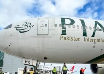 پی آئی اے کا رواں ماہ پاکستان سےکینیڈا فضائی آپریشن عارضی طور پر معطل کرنے کافیصلہ