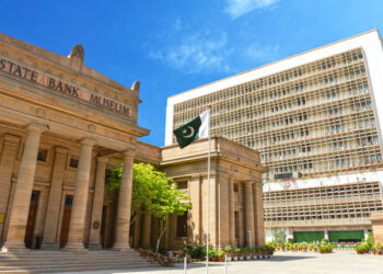 پاکستان نے 2 کھرب سے زائد کی آمدن کیلئے 2 منصوبوں پر کام شروع کردیا