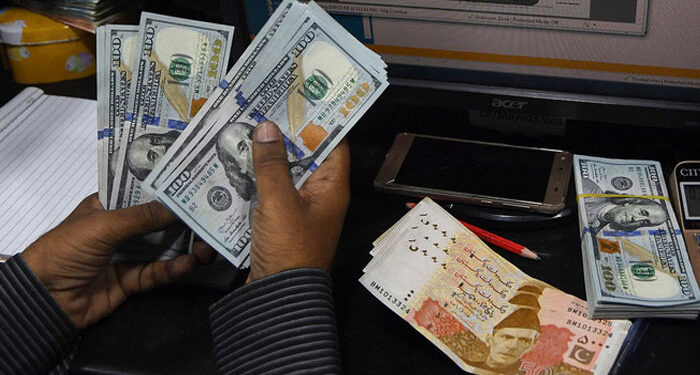 منی ٹرانسفر آپریٹرز کی جانب سے ترسیلات زر کے چارجز بڑھاکر 130 ارب کمانے کا انکشاف