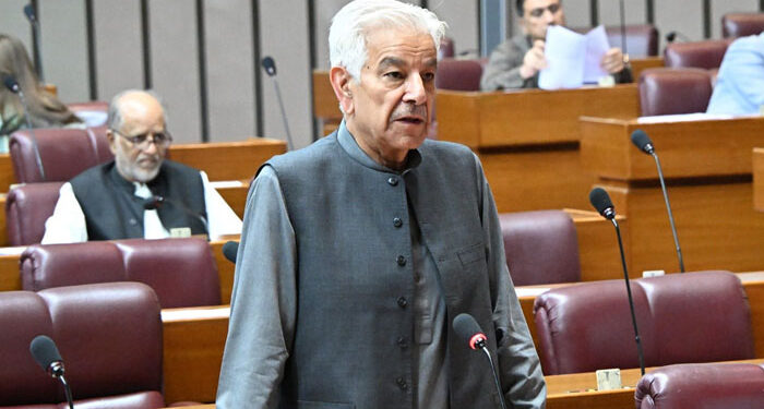 دفاعی معاہدے سے بھارت کو ہونیوالی پریشانی فطری ہے، اسکا چیخیں مارنا کوئی مسئلہ نہیں ہے: وزیر دفاع