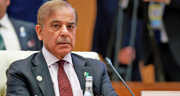 آپریشن سومنات کی فتح آج بھی جوانوں کے جذبہ دفاع وطن کو تازہ کرتی ہے، شہباز شریف کا یوم بحریہ پر پیغام