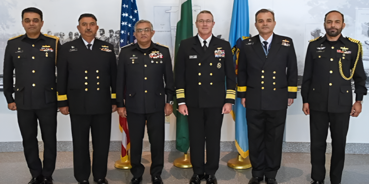 امیر البحر ایڈمرل نوید اشرف کا دورہ امریکا، بحری و سول قیادت سے اہم ملاقاتیں