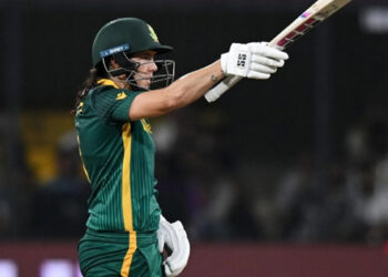 ویمنز ورلڈکپ: جنوبی افریقی بیٹر نے نیا ورلڈ ریکارڈ قائم کر دیا