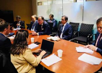 وزیر خزانہ کا پاکستان کی کریڈٹ ریٹنگ کو B- کے ساتھ مستحکم آؤٹ لک دینے پر فچ سے اظہار تشکر