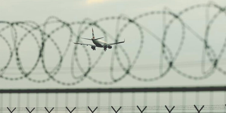 یورپ کے 20 ممالک کا غیر قانونی مقیم افغانوں کو ہر صورت واپس بھیجنے کا مطالبہ