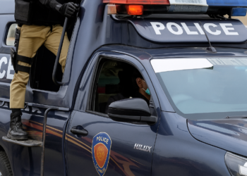 کراچی: پولیس کا غیر قانونی افغان باشندوں کیخلاف آپریشن، 45 افراد گرفتار