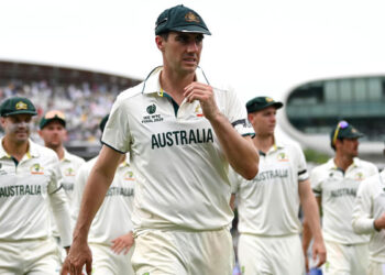 ایشز سیریز سے قبل آسٹریلین کرکٹ ٹیم کو بڑا دھچکا، کپتان پہلے ٹیسٹ سے باہر