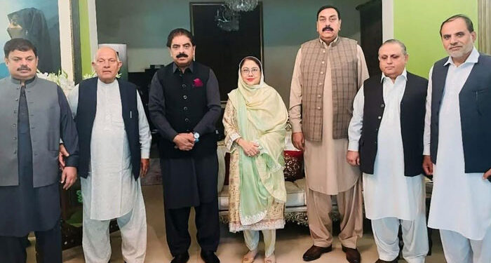 پی ٹی آئی آزادکشمیر فارورڈ بلاک کے 9 وزرا پی پی میں شامل، حکومت سازی کیلئے مطلوبہ تعداد پوری ہوگئی