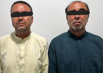 یو اے ای: خاتون کو چکما دیکر ایک لاکھ 95 ہزار درہم چوری کرنیوالےچور 3 گھنٹے میں گرفتار