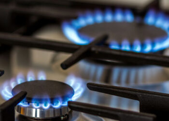 گیس کی قیمتوں میں پھر اضافے کا امکان، کمپنیوں نے اوگرا کو درخواستیں دے دیں