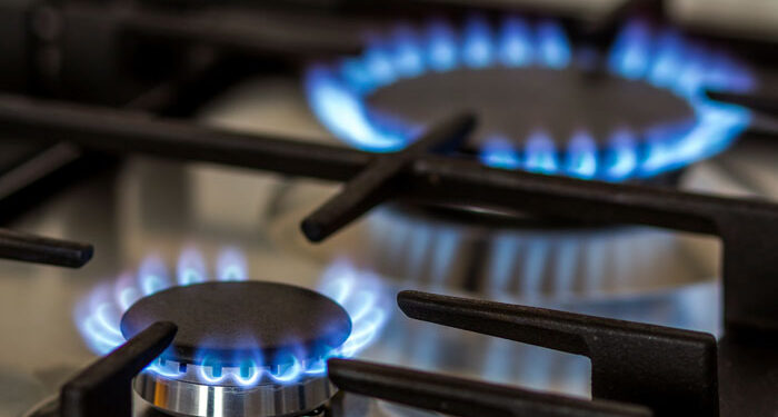 گیس کی قیمتوں میں پھر اضافے کا امکان، کمپنیوں نے اوگرا کو درخواستیں دے دیں