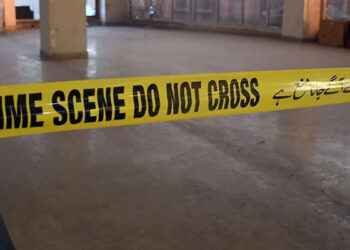 کراچی: شدید مالی دباؤ اور قرضوں میں جکڑے باپ نے 2 بیٹیوں کے گلے کاٹ دیے