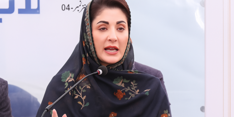 اب 15 سال تک عمر کے بچوں کو پولیو سے بچاؤ کے ٹیکے بھی لگیں گے، وزارت صحت