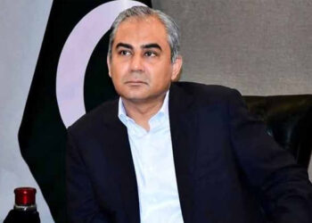 وزیرداخلہ کا اسلام آباد پریس کلب میں صحافیوں پر تشدد کے واقعے کا نوٹس، آئی جی سے رپورٹ طلب