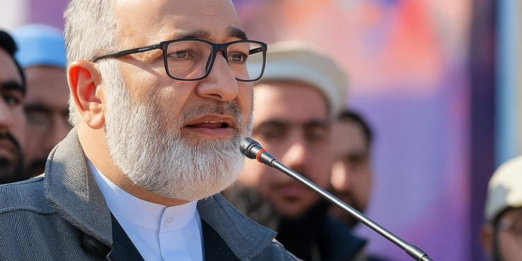 سابق سینیٹر مشتاق احمد خان نے جماعتِ اسلامی سے استعفیٰ دے دیا