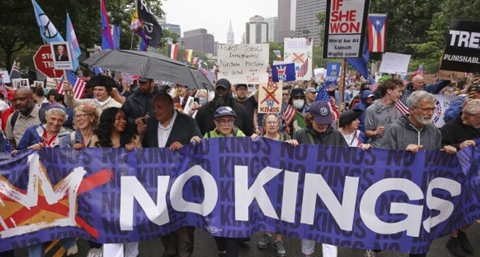 امریکا کے 2700 شہروں میں ’No Kings‘ مظاہرے، وجہ کیا ہے؟