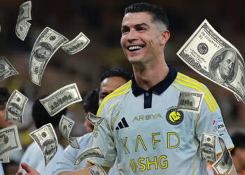 رونالڈو کا ایک اور اعزاز، دنیا کے پہلے کھرب پتی فٹبالر بن گئے