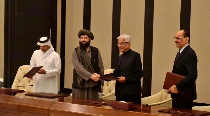 ‘ سیز فائر ہوگیا، پاکستان اور افغانستان ایک دوسرے کی سرزمین کا احترام کریں گے’: وزیر دفاع