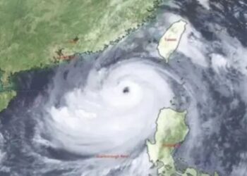 بحیرہ عرب میں سمندری طوفان شدت اختیار کرگیا، کراچی میں بارش کا امکان