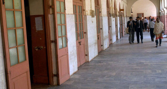 مریم نواز کے بیان پر سندھ بار کونسل کا ہڑتال اور عدالتی کارروائی کے بائیکاٹ کا اعلان