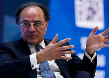 اگلے مالی سال کا بجٹ ایف بی آر نہیں بنائے گا: وزیر خزانہ