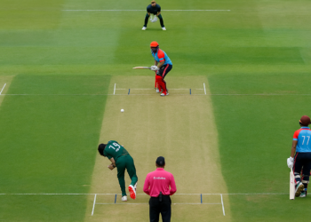 ہانگ کانگ سکسز ٹورنامنٹ میں پاکستان کا فاتحانہ آغاز، کویت کو 4 وکٹوں سے ہرا دیا