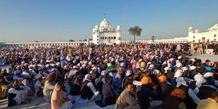 بابا گورو نانک کے جنم دن کی تقریبات کا آخری روز، بھارت نے راہداری نہ کھولی