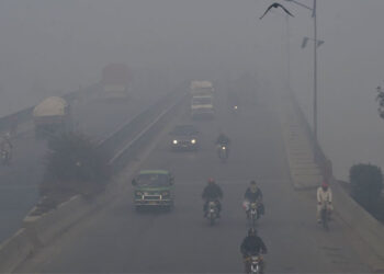 پنجاب میں فضائی معیار بدستور خراب، لاہور کا دنیاکے آلودہ ترین شہروں میں دوسرا نمبر