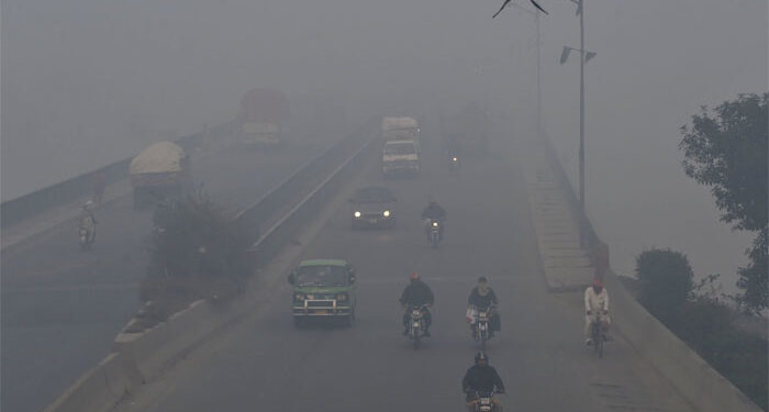 پنجاب میں فضائی معیار بدستور خراب، لاہور کا دنیاکے آلودہ ترین شہروں میں دوسرا نمبر