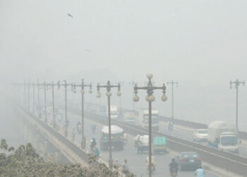 حکومتی کوششوں کے باوجود پنجاب کی فضا بدستور خراب، لاہور آلودہ ترین شہر قرار